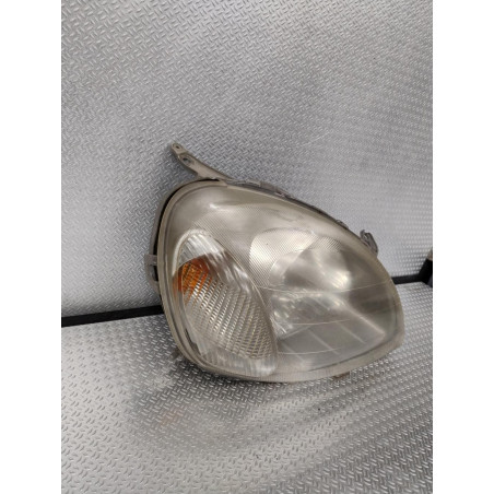Phare droit Toyota YARIS 1.3 (1999-2005)