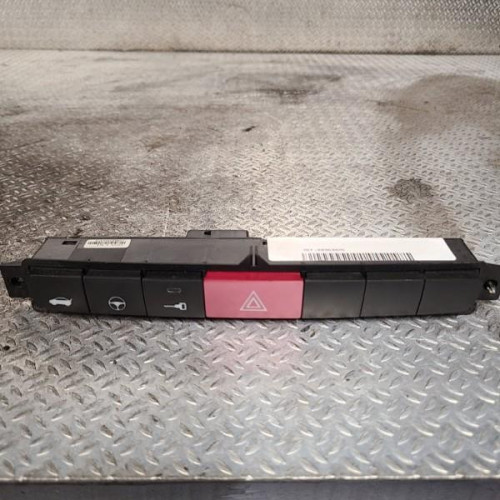 Bouton de warning Fiat GRANDE PUNTO 1.2 (2005)