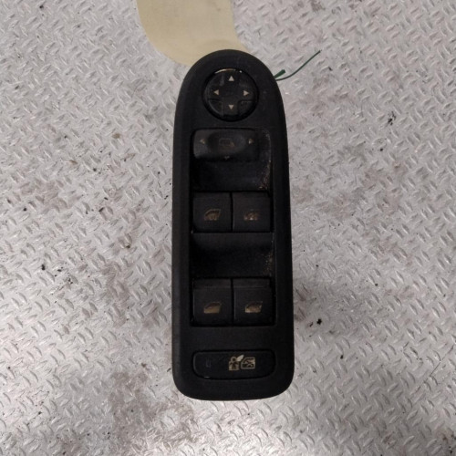 Commande lève-glace porte avant gauche Citroën C5 III 1.6 hdi 110 (2008)