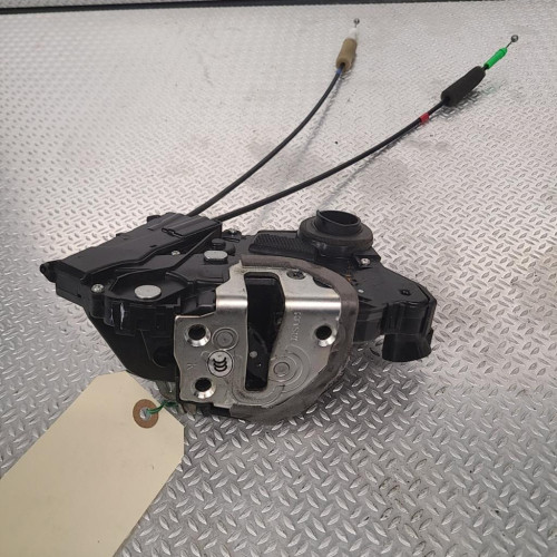 Serrure porte avd TOYOTA PRIUS 3  0