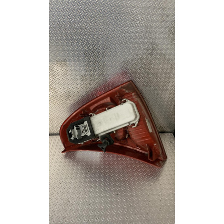 Feu arrière gauche Renault CLIO II 1.2 (bb0a, bb0f, bb10, bb1k, bb28, bb2d, bb2h, cb0a,... (1998-2010) 5 portes