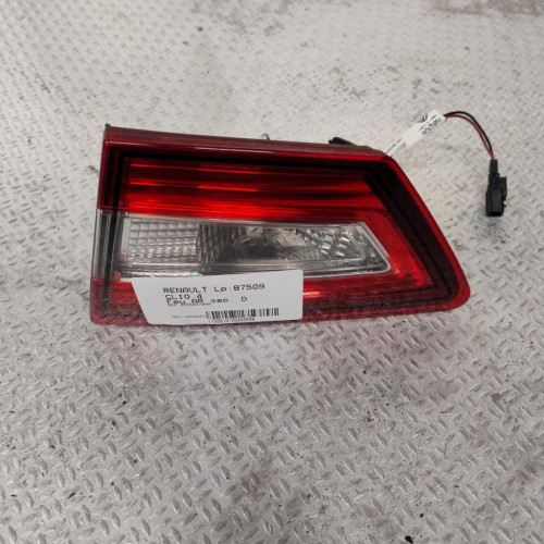Feu arrière intérieur droit RENAULT CLIO 4  0