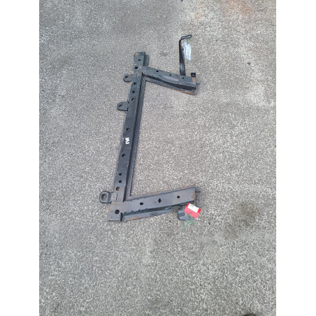 Traverse inférieure armature avant Renault CLIO IV Grandtour 1.5 dci 90 (2012) 5 portes
