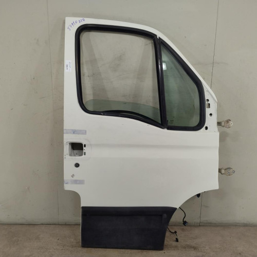 Porte avant droite Iveco DAILY IV Autobus-Autocar 35s14, 35s14 -p (2006-2011)