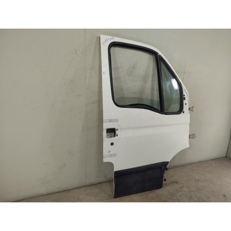 Porte avant droite Iveco DAILY IV Autobus-Autocar 35s14, 35s14 -p (2006-2011)