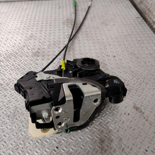 Serrure porte avd Toyota AURIS Break 1.8 hybrid (2013-2018)