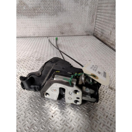 Serrure porte avd Toyota AURIS Break 1.8 hybrid (2013-2018)