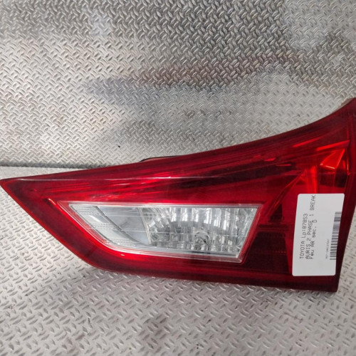 Feu arrière intérieur droit Toyota AURIS Break 1.8 hybrid (2013-2018)