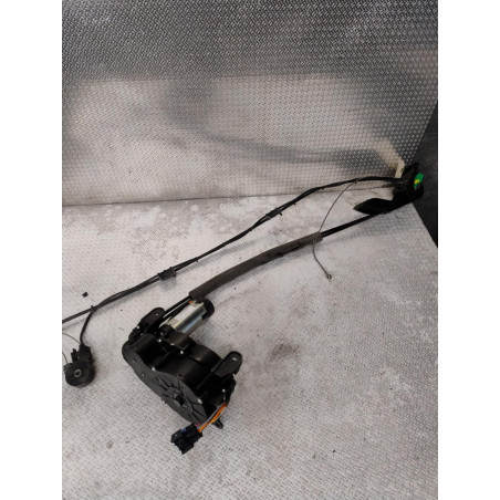 moteur électrique porte coulissante droit  Peugeot 1007 1.4 (2005)