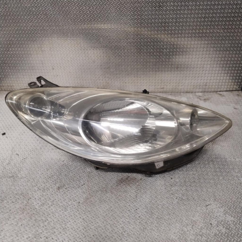 Phare droit Peugeot 1007 1.4 (2005)