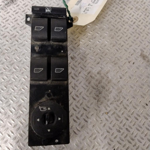 Commande lève-glace porte avant gauche Ford FOCUS II 1.6 tdci (2004-2012)