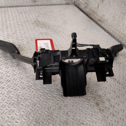 Interrupteur commande de frein a main Vw CRAFTER Camionnette 2.0 tdi (2016)