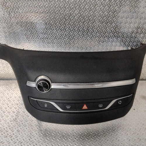 Bouton de warning Peugeot 308 II 1.6 bluehdi 120 (2013-2021)