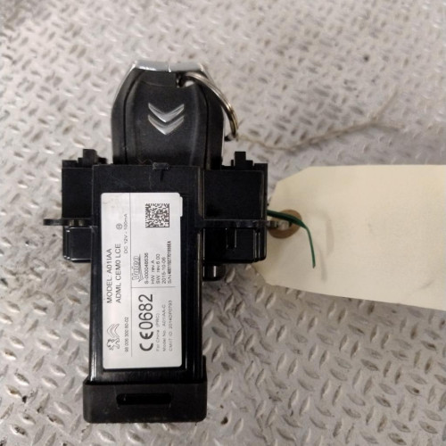 Lecteur de carte Citroën C4 GRAND PICASSO II 1.2 thp 130 (2014)