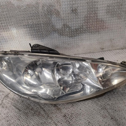 Phare droit Peugeot 206 3-5 portes 1.4 hdi eco 70 (2001-2009) 5 portes