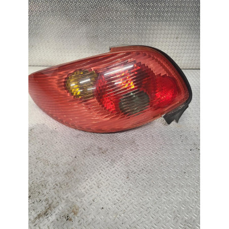 Feu arrière gauche Peugeot 206 CC 1.6 16v (2000-2007) 2 portes