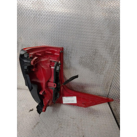 Feu arrière droit Peugeot 5008 1.6 hdi (2010-2017) 5 portes