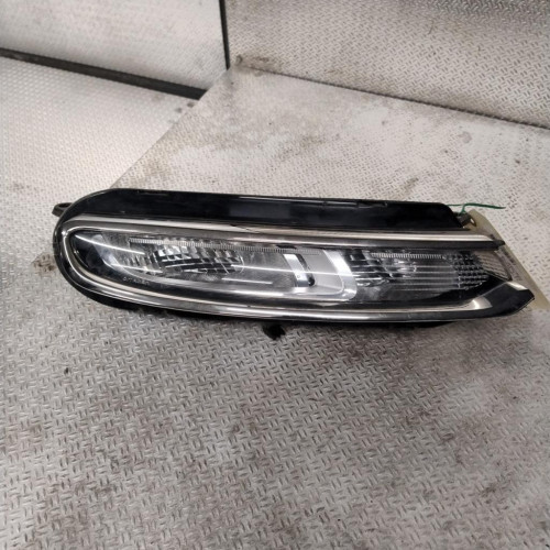 Feu position droit Citroën C3 III 1.2 puretech 82 (2018) 5 portes