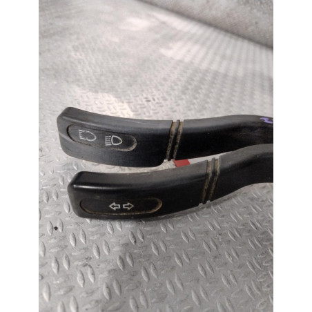 Interrupteur commande de frein a main Peugeot BOXER Camionnette 2.5 tdi (1997-2002)