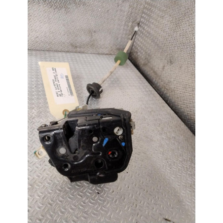 Serrure porte avd Audi A6 C6 Avant 2.0 tdi (2005-2008)
