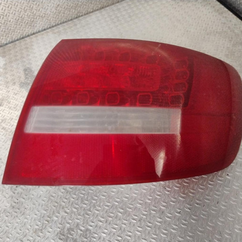 Feu arrière droit Audi A6 C6 Avant 2.0 tdi (2005-2008)