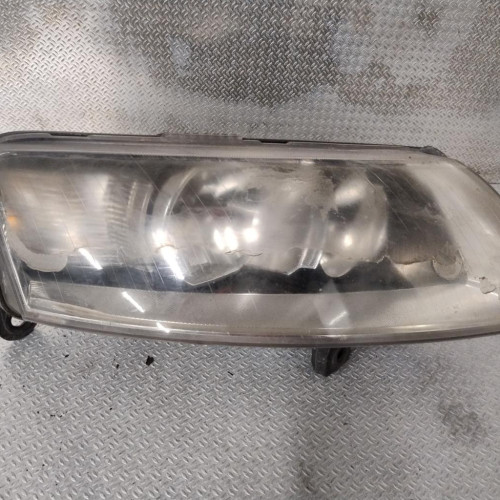 Phare droit Audi A6 C6 Avant 2.0 tdi (2005-2008)