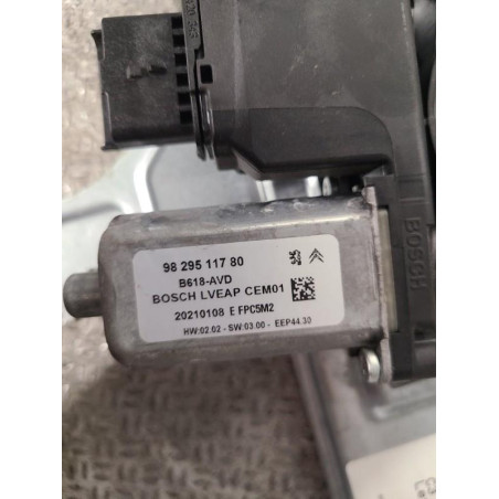 Mecanisme  moteur lève-glace avant droit Citroën C3 III 1.2 thp 110 (2016)