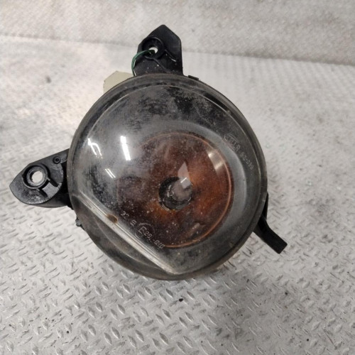 Phare antibrouillard avant gauche Toyota COROLLA Verso 2.2 d-4d (2005-2009) 5 portes