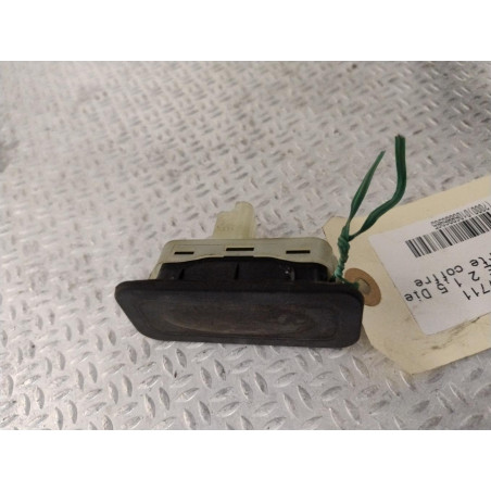 Poignee ext hayon Renault CLIO III 1.5 dci (2010-2014) 5 portes
