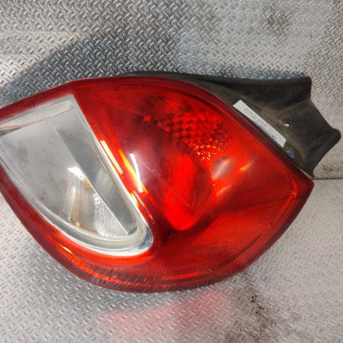 Feu arrière droit Renault CLIO III 1.5 dci (2010-2014) 5 portes