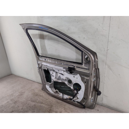 Porte avant gauche Renault CLIO III 1.5 dci (2010-2014) 5 portes