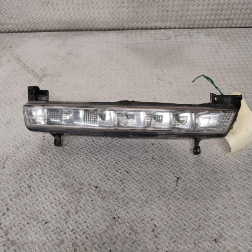 Feu position droit Citroën C4 PICASSO I Monospace 1.6 hdi 110 (2010-2013) 5 portes