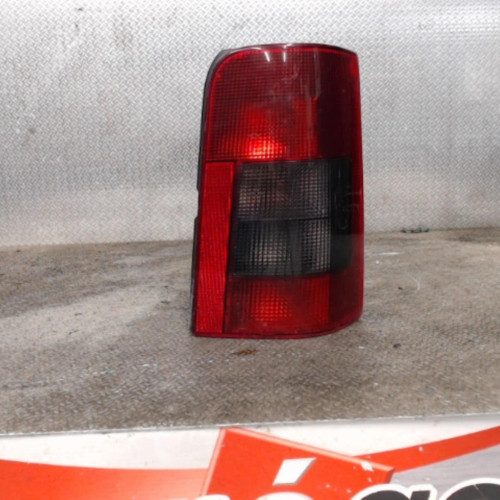 Feu arrière droit Peugeot PARTNER Camionnette-Monospace 1.9 d (1996-2002)