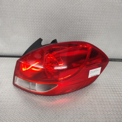Feu arrière droit Renault CLIO III Grandtour 1.5 dci (2007-2012) 5 portes