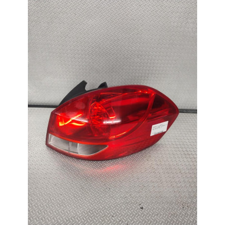 Feu arrière droit Renault CLIO III Grandtour 1.5 dci (2007-2012) 5 portes