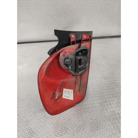 Feu arrière droit Renault CLIO III Grandtour 1.5 dci (2007-2012) 5 portes