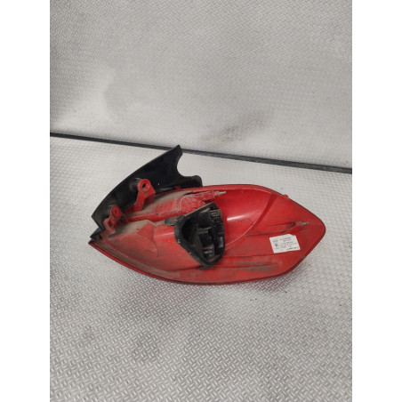 Feu arrière gauche Renault CLIO III Grandtour 1.5 dci (2007-2012) 5 portes