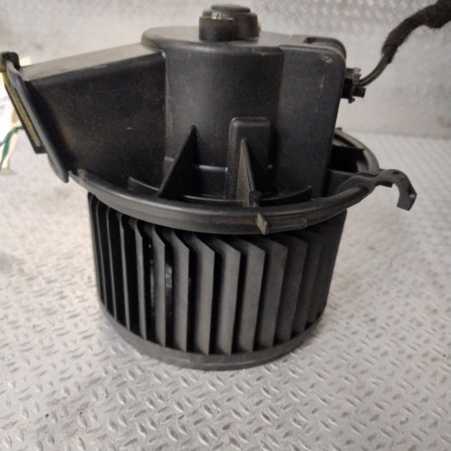Ventilateur de chauffage Peugeot BOXER Camionnette 2.2 hdi 120 (2006)