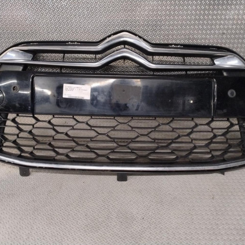 Grille pare-choc av Citroën DS3 1.6 hdi 110 (2009-2015)