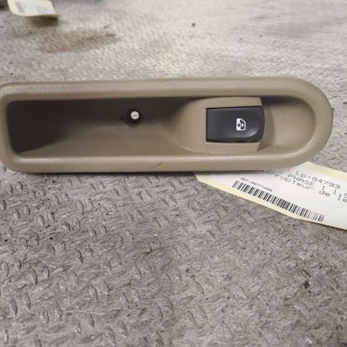 Commande leve-glace porte arrière gauche Renault CLIO III 1.5 dci (2005-2012) 5 portes