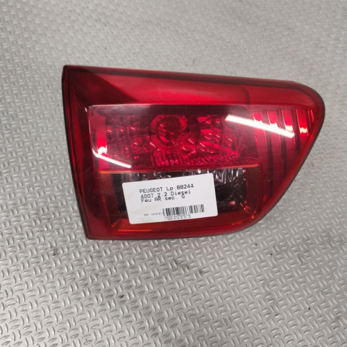 Feu arrière interieur gauche Peugeot 4007 2.2 hdi (2007-2013)