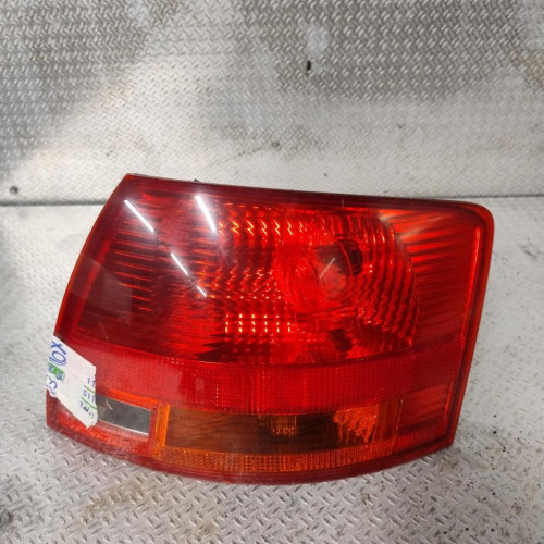 Feu arrière droit Audi A4 B7 Avant 2.0 tdi (2004-2008)