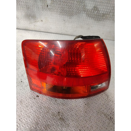 Feu arrière gauche Audi A4 B7 Avant 2.0 tdi (2004-2008)