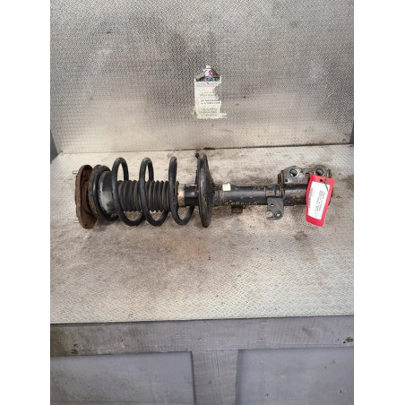 Amortisseur avant gauche Toyota COROLLA A trois volumes 1.4 d-4d (2004-2006)