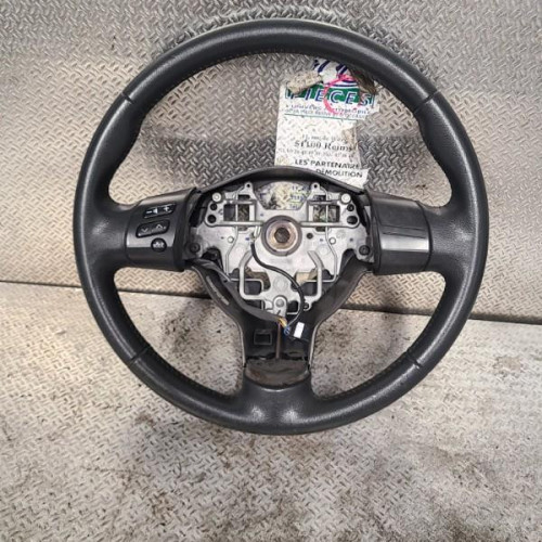Volant de direction Toyota COROLLA A trois volumes 1.4 d-4d (2004-2006)