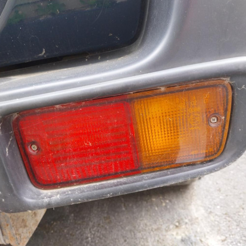 Feu brouillard arrière droit Nissan PATROL GR V Wagon 3.0 dti (2000)