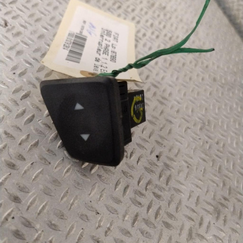 Commande lève-glace porte avant gauche Fiat 500 1.2 (2007) 3 portes