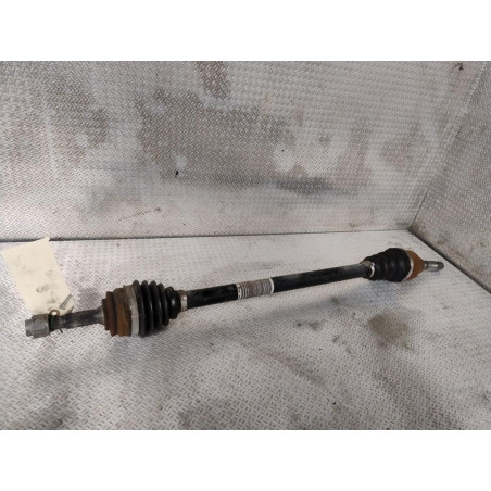 Transmission avant droite Peugeot 208 I 1.2 vti 82 (2012)