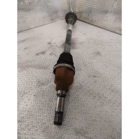 Transmission avant droite Peugeot 208 I 1.2 vti 82 (2012)