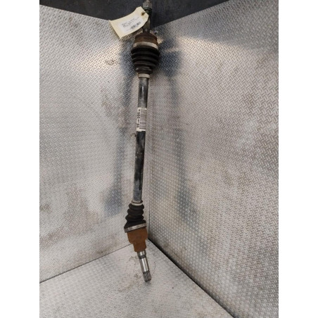 Transmission avant droite Peugeot 208 I 1.2 vti 82 (2012)